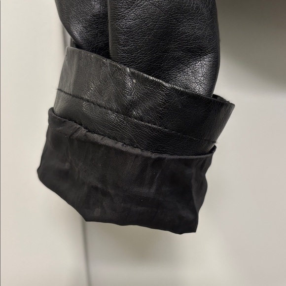 Forever 21 Black Pleather Jacket - Picture 3 of 7